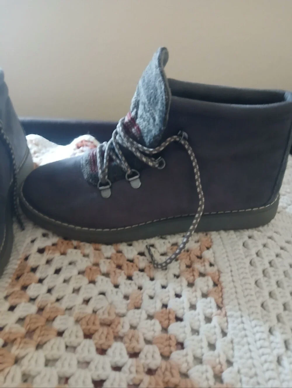 Bob's From Sketchers Memory Foam Woman's Blue/Grey Patterned